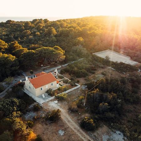 Guest House Sakarun Veli Rat Εξωτερικό φωτογραφία