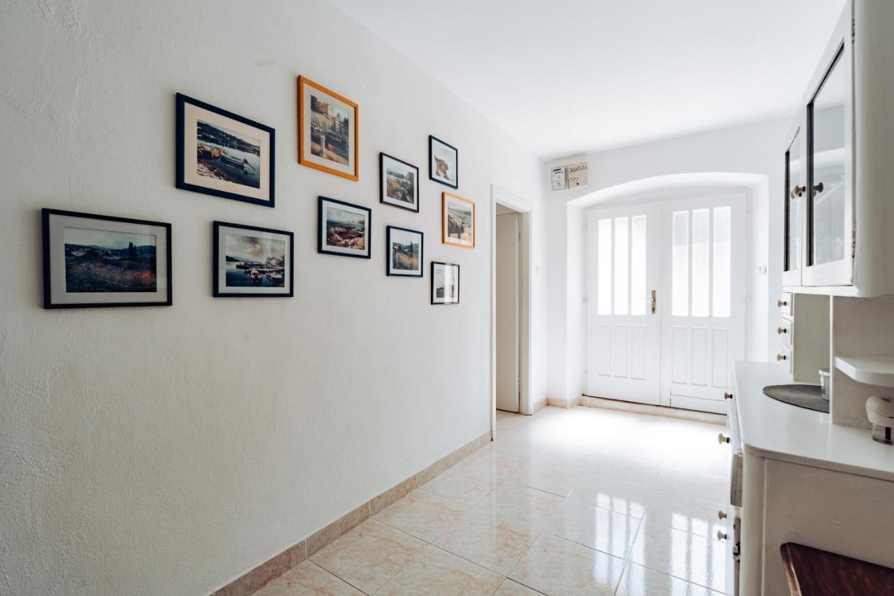 Guest House Sakarun Veli Rat Εξωτερικό φωτογραφία