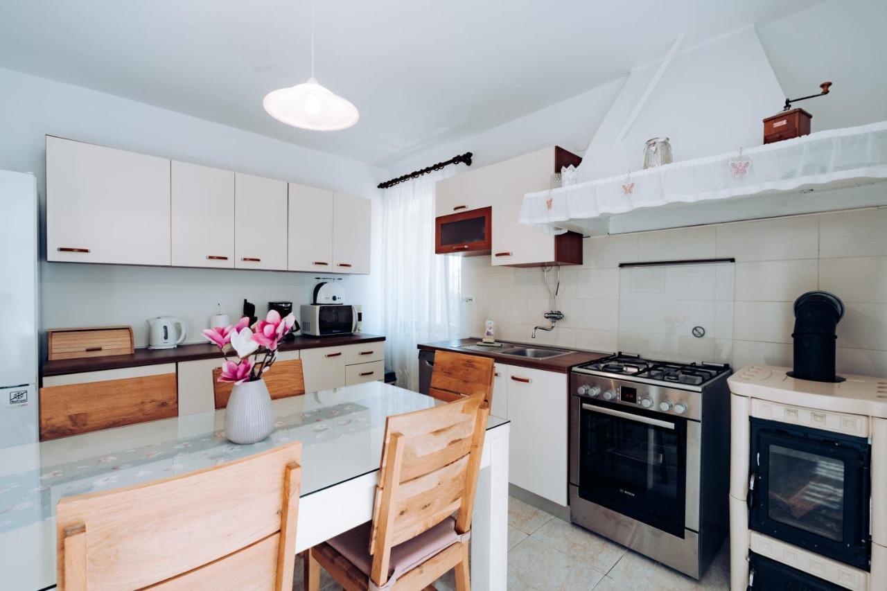 Guest House Sakarun Veli Rat Εξωτερικό φωτογραφία