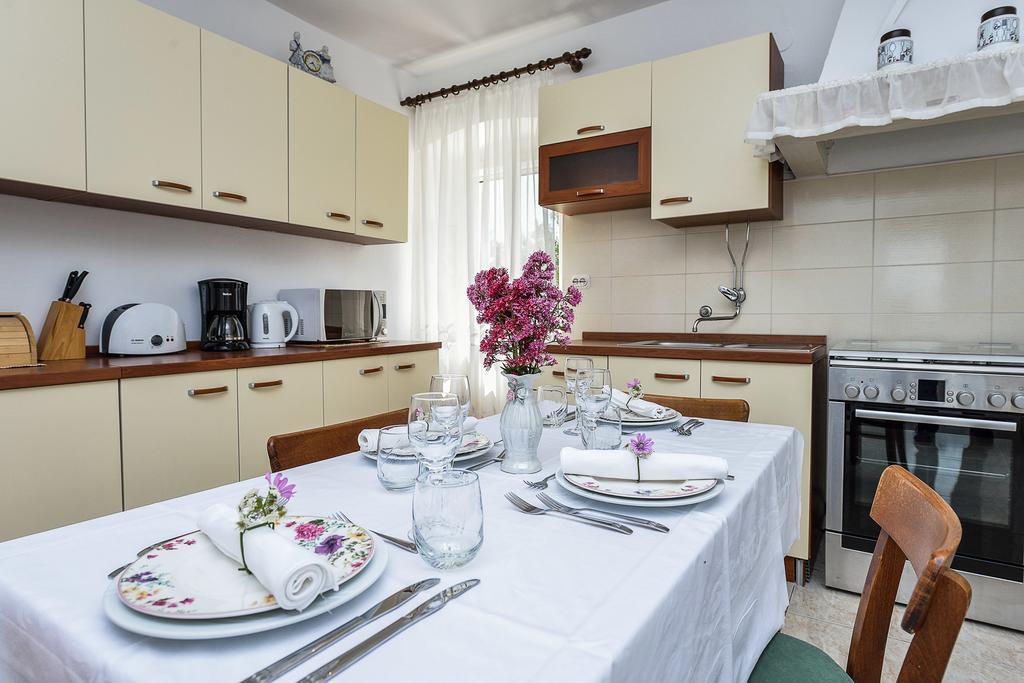 Guest House Sakarun Veli Rat Εξωτερικό φωτογραφία