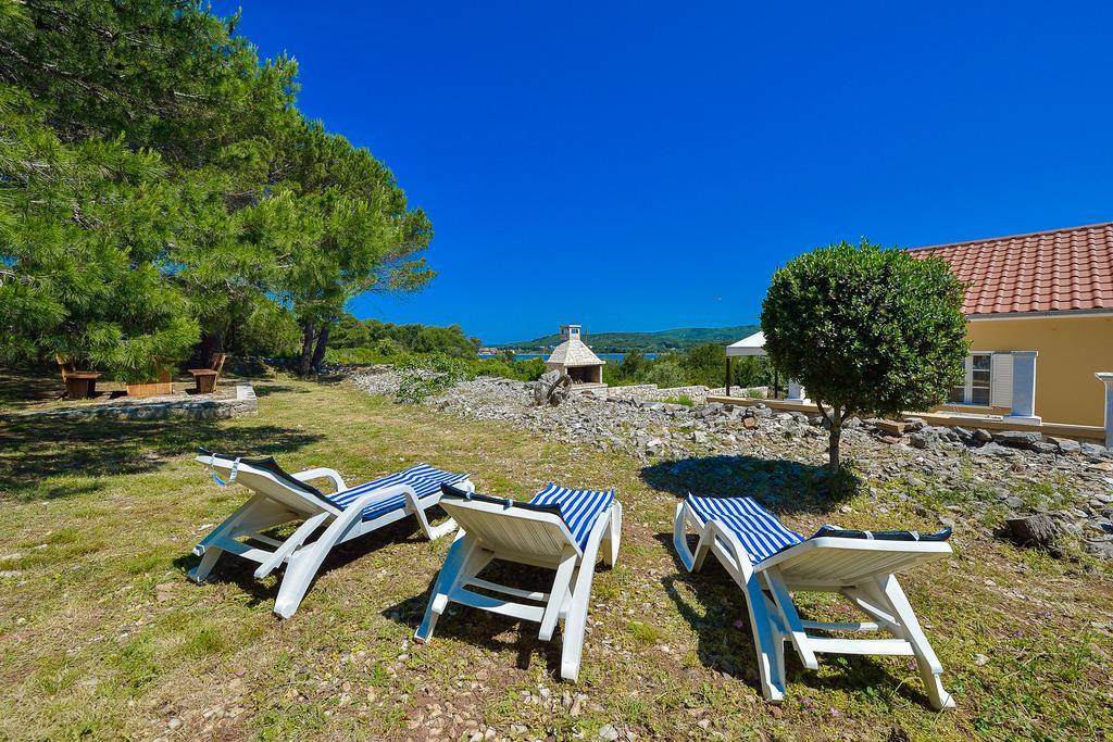 Guest House Sakarun Veli Rat Εξωτερικό φωτογραφία
